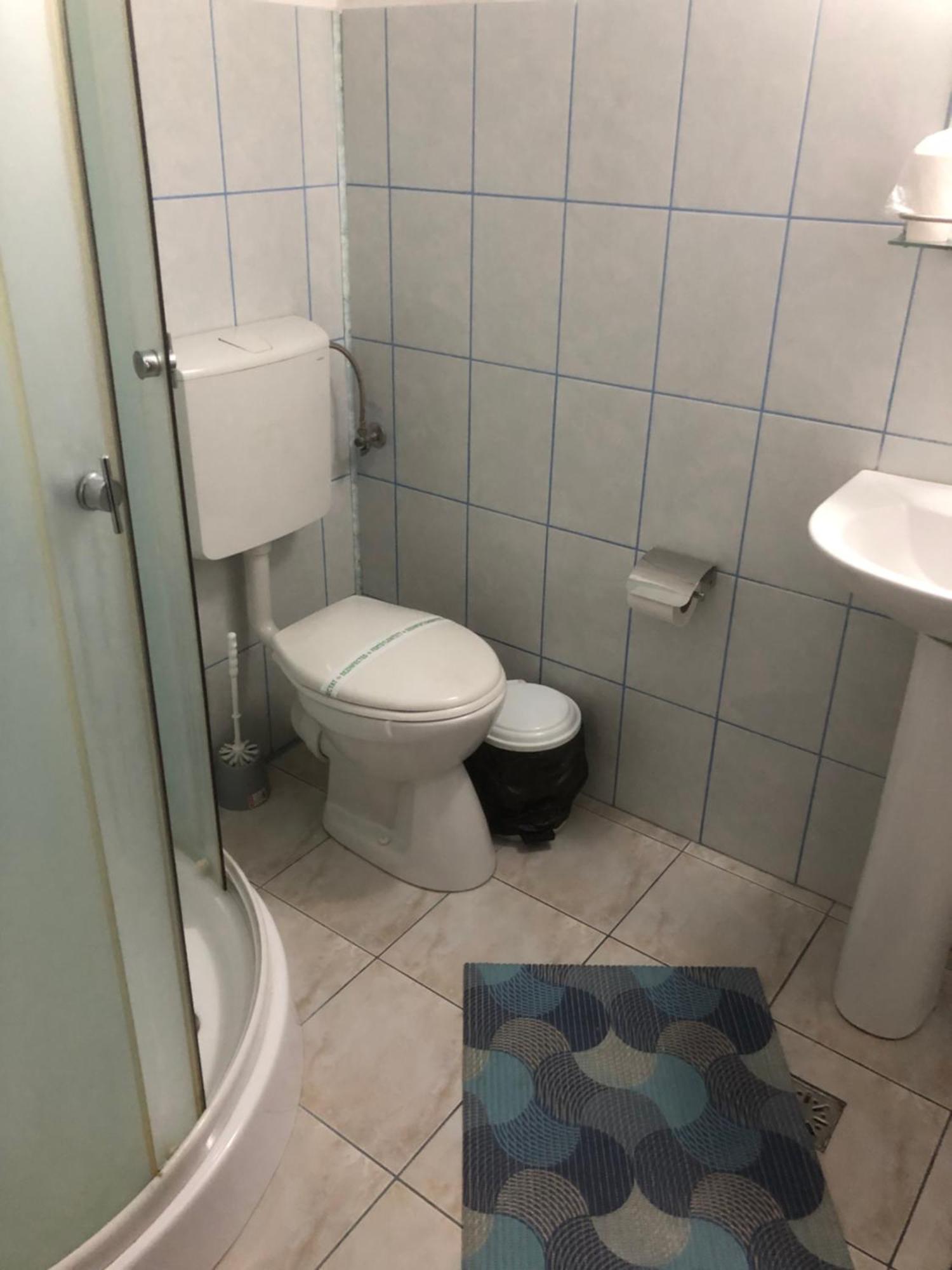 Pensiunea Residence Râmnicu Vâlcea Екстериор снимка