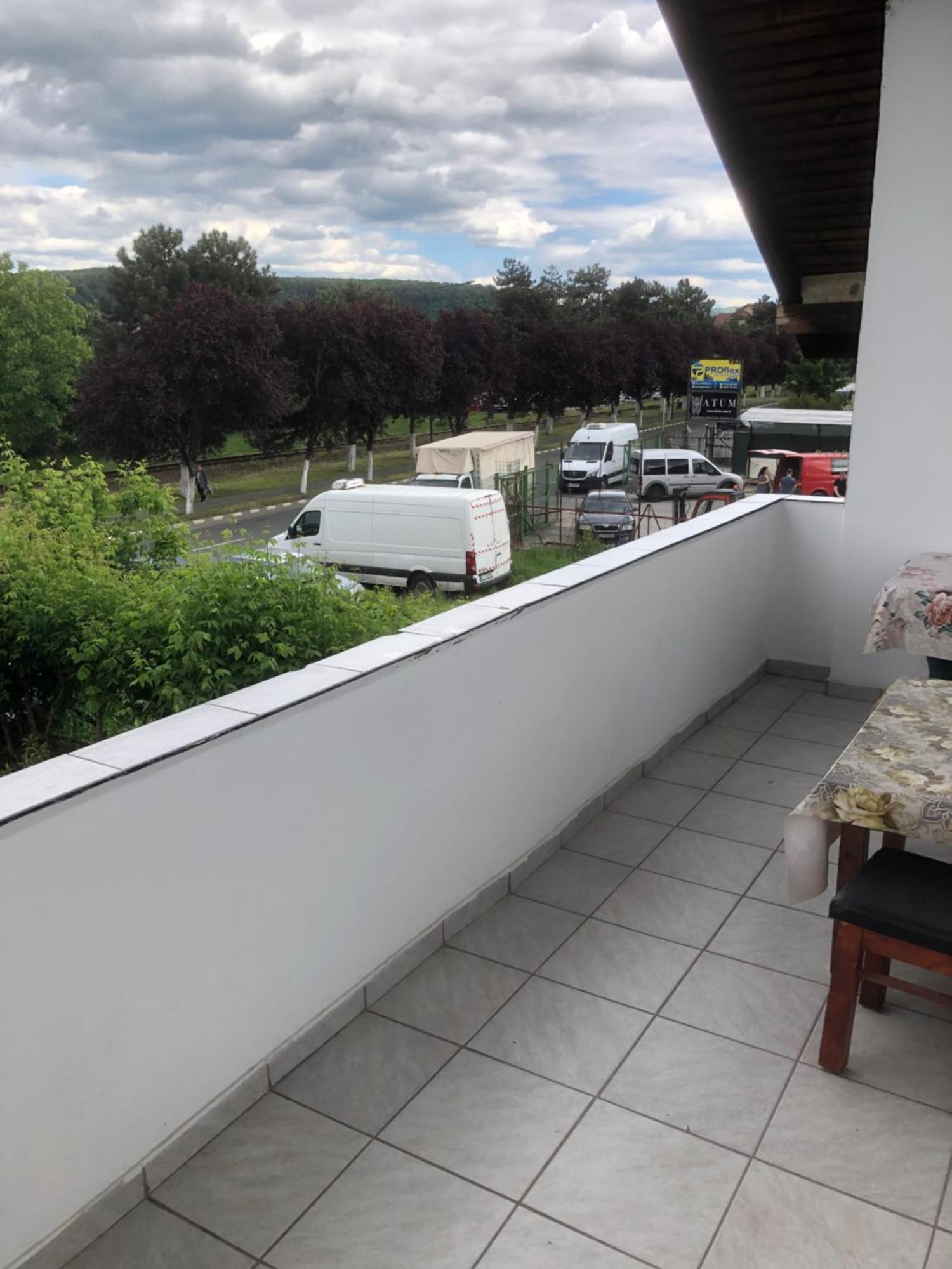 Pensiunea Residence Râmnicu Vâlcea Екстериор снимка